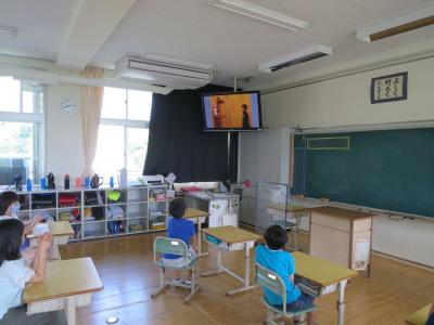 朝学習の様子です 朝学習の様子です