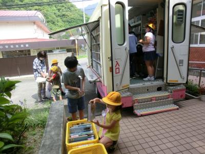 かぼちゃん号が来てくれました かぼちゃん号が来てくれました