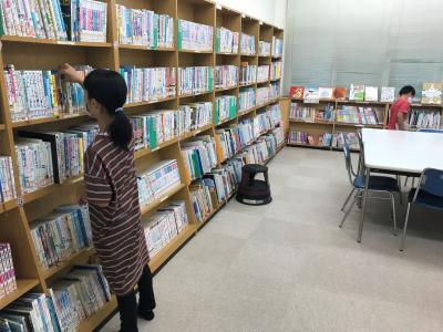 集中して図書選び