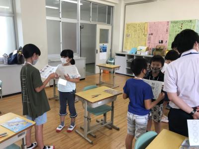 1日のスケージュールを英語で確かめ合います 1日のスケージュールを英語で確かめ合います