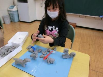 粘土で動物づくり 粘土で動物づくり
