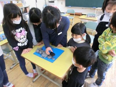 みんなで鑑賞中 みんなで鑑賞中