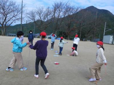 何回跳び続けられるかな 何回跳び続けられるかな