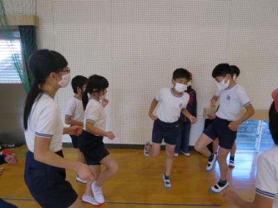 どんな相談をしているのでしょう? どんな相談をしているのでしょう?