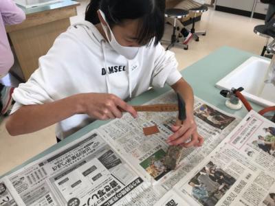 慎重に、慎重に。 慎重に、慎重に。