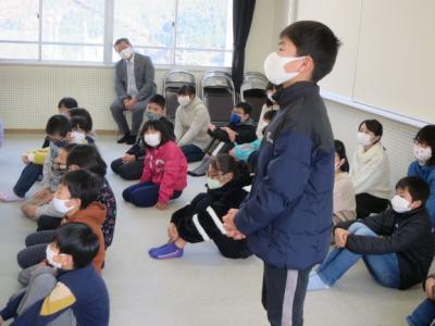 感想交流の様子です 感想交流の様子です