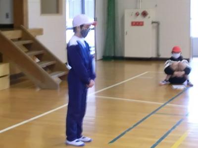 運営委員さんのあいさつから始まりました 運営委員さんのあいさつから始まりました