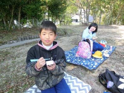 青空の下で食べると一層おいしいですね！