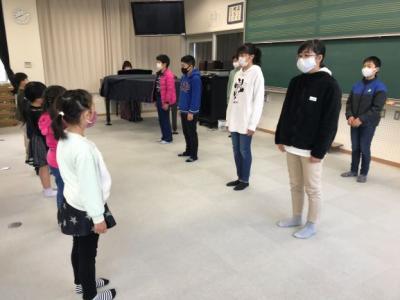 みんなで校歌を歌いました みんなで校歌を歌いました