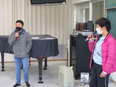 カラオケ大会、スタート! カラオケ大会、スタート!