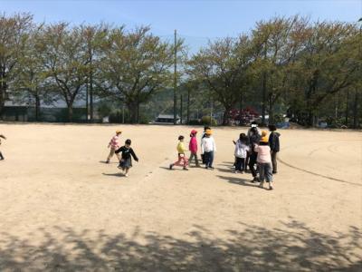 鬼ごっこしたい人は集まってね! 鬼ごっこしたい人は集まってね!