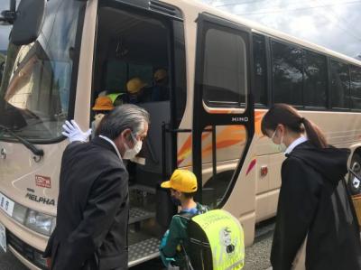 運転手さん、よろしくお願いします 運転手さん、よろしくお願いします